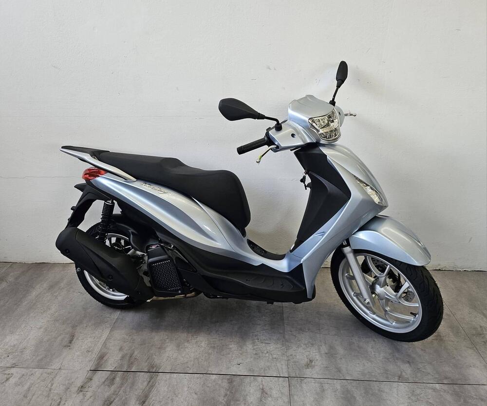 Piaggio Medley 200 (2025)