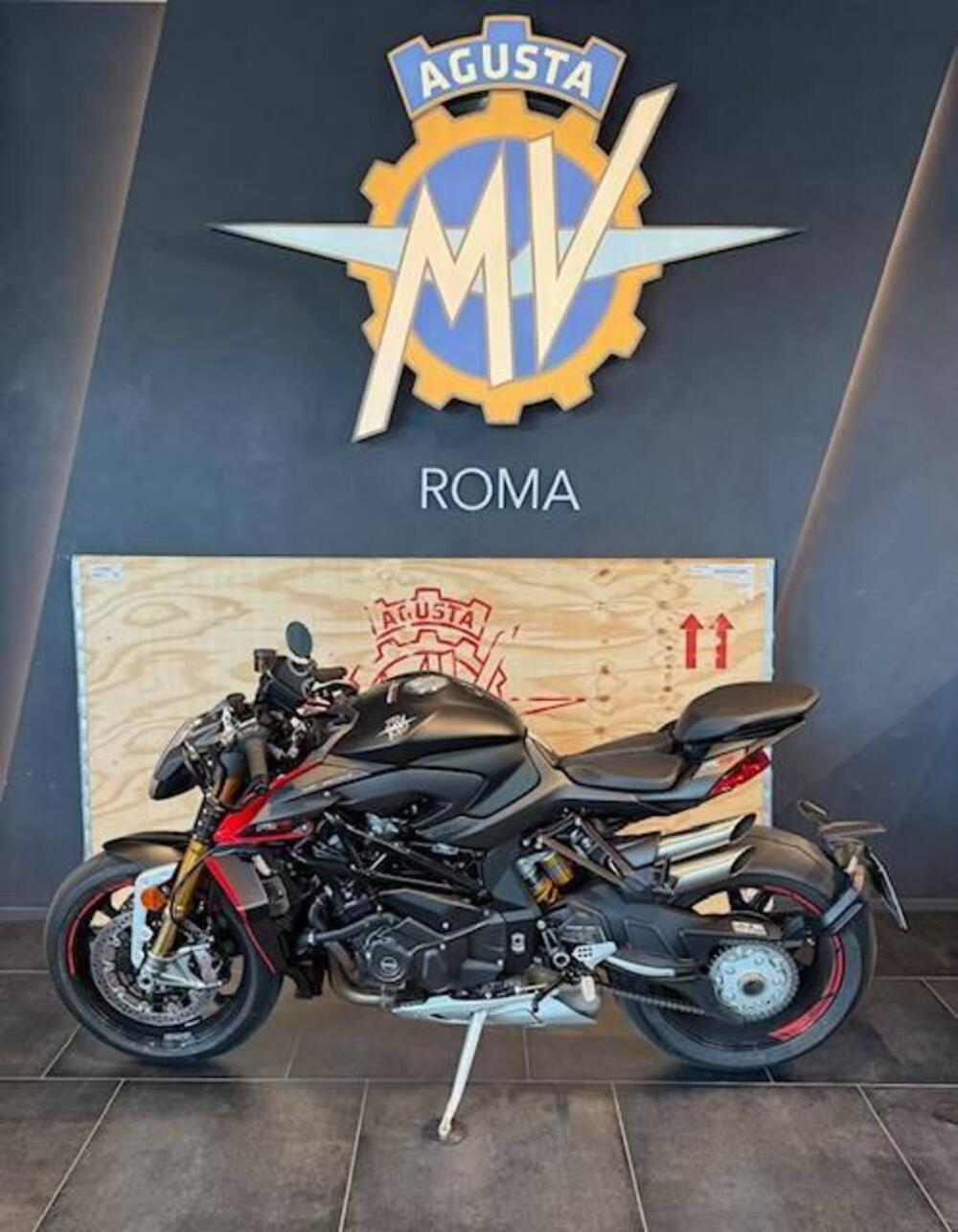 MV Agusta Brutale 1000 RR (2021 - 25) (2)