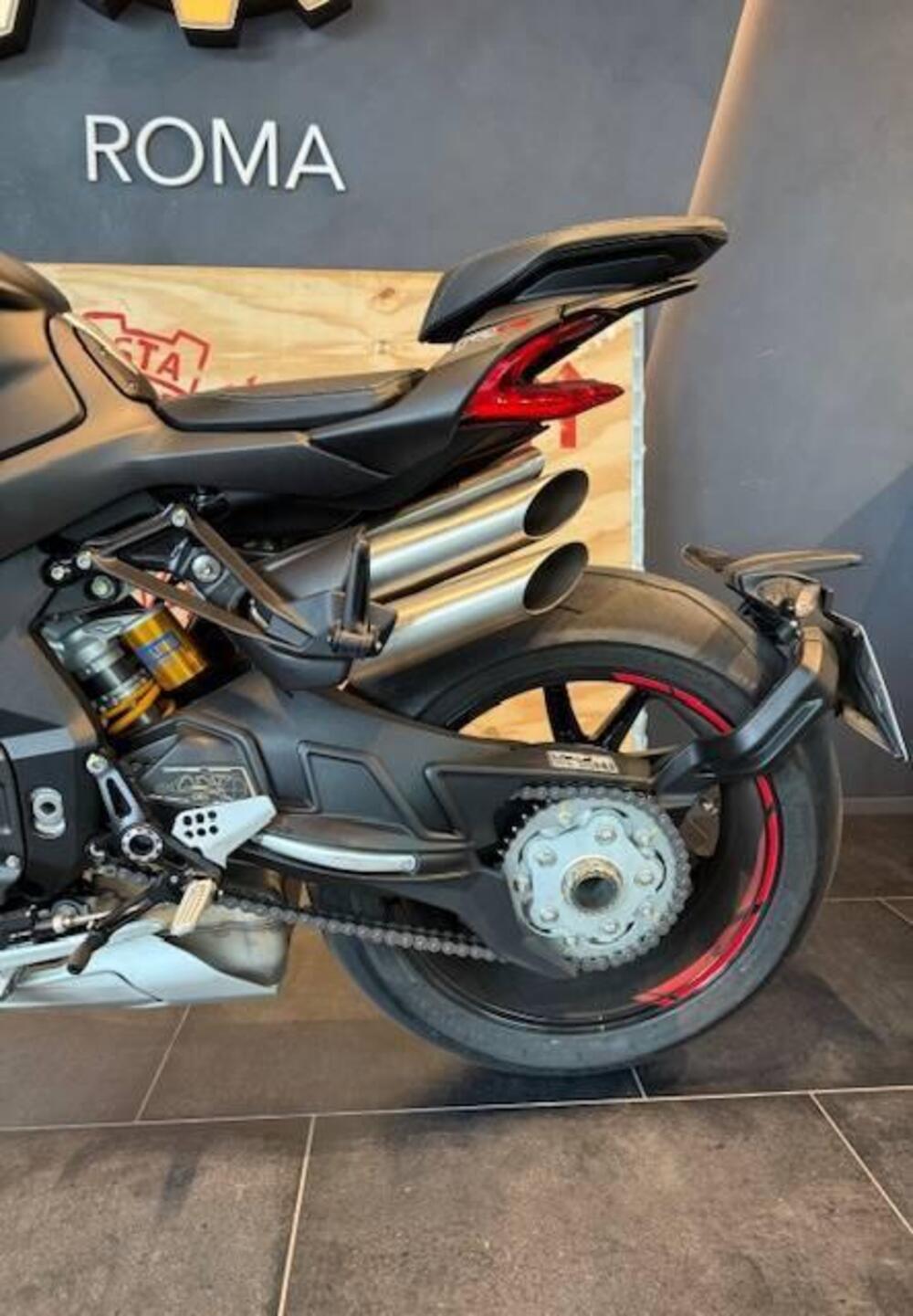 MV Agusta Brutale 1000 RR (2021 - 25) (5)