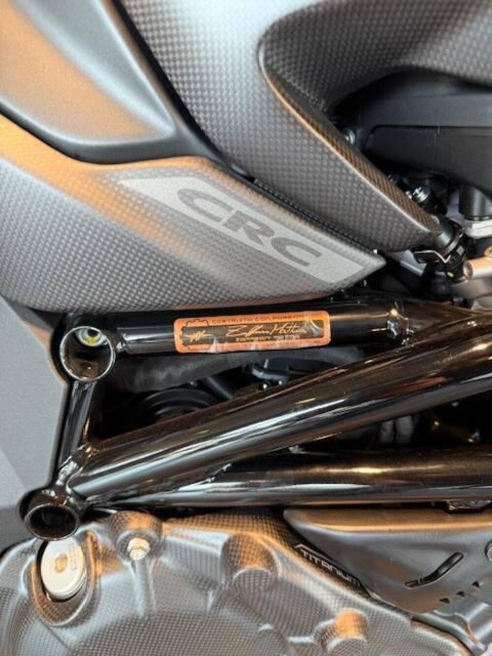 MV Agusta Brutale 1000 RR (2021 - 25) (10)