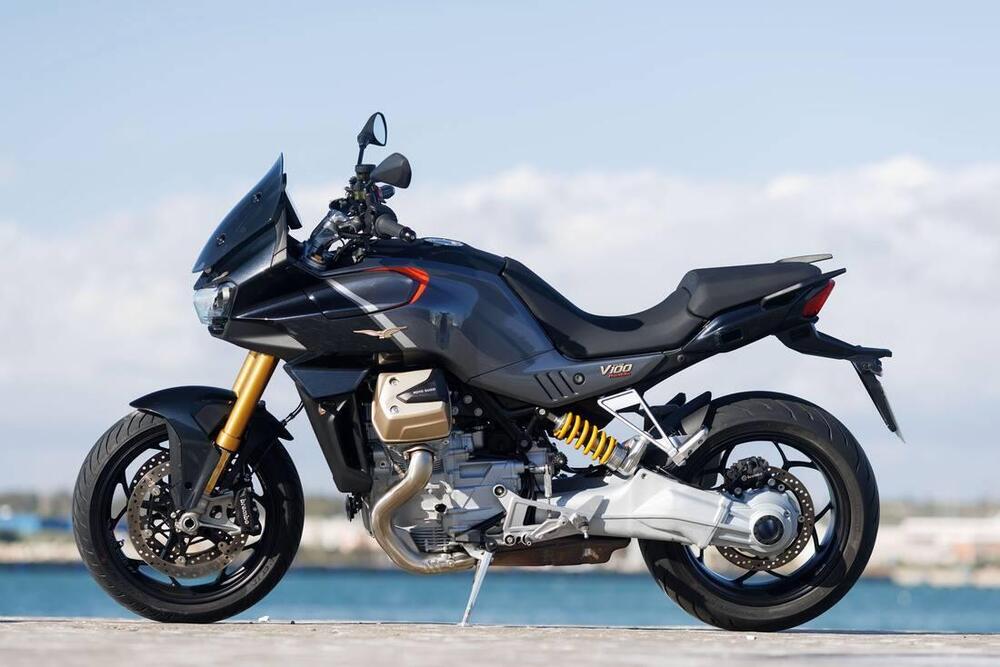 Moto Guzzi V100 Mandello S (2022 - 24)