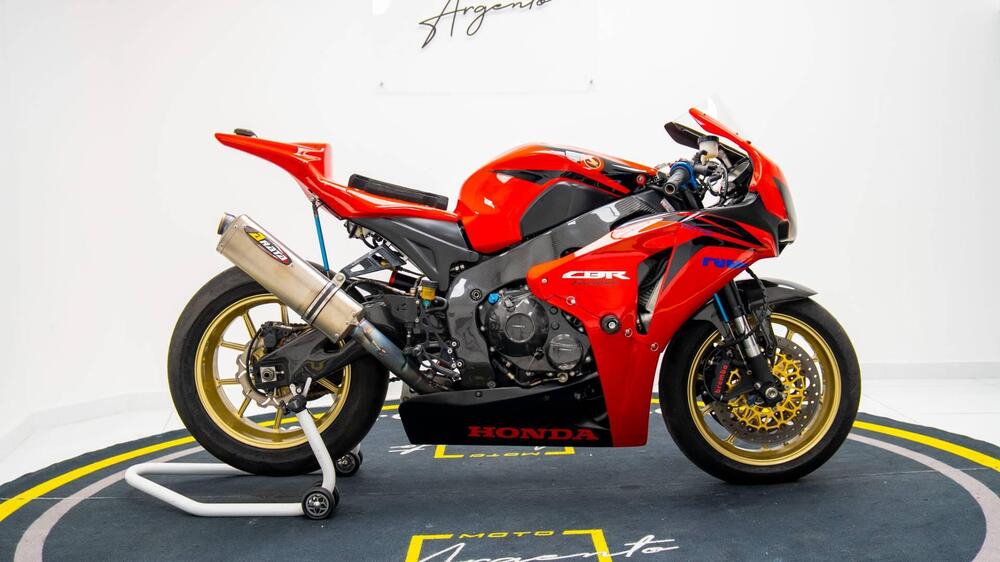 Honda CBR 1000 RR Fireblade (2008 - 11) (3)