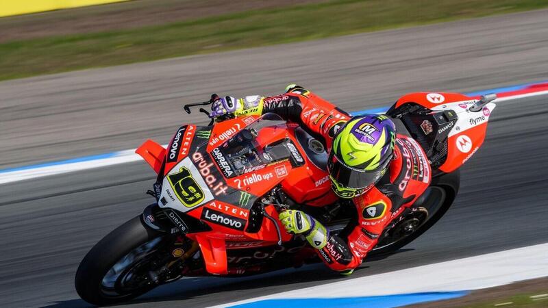 SBK 2025. GP dei Paesi Bassi. Alvaro Bautista &egrave; il pi&ugrave; veloce nelle FP1 di Assen