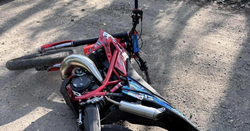 Galliate: scappa dalla Polizia locale dopo il raduno, poi cade e viene beccato. Motociclista 22enne denunciato