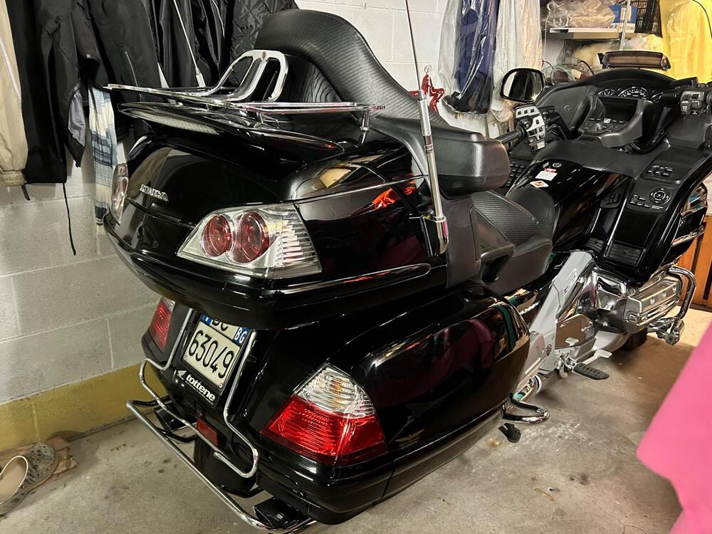 Honda GL 1800 Gold Wing (2007 - 11) (2)