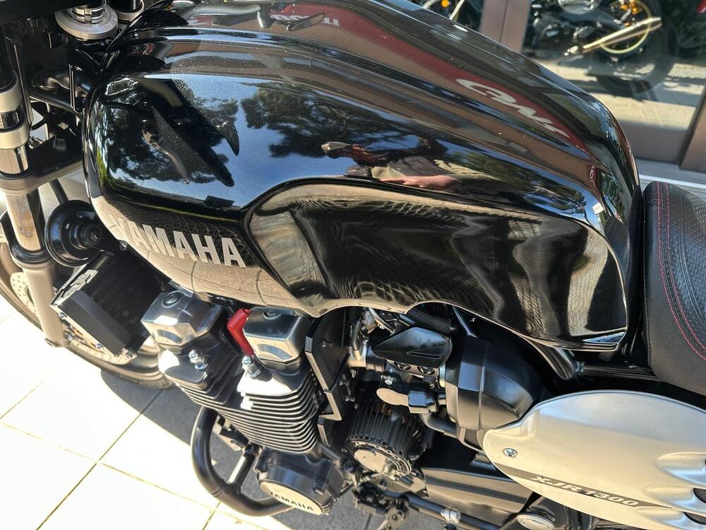Yamaha XJR 1300 Racer (2015 - 17) (15)