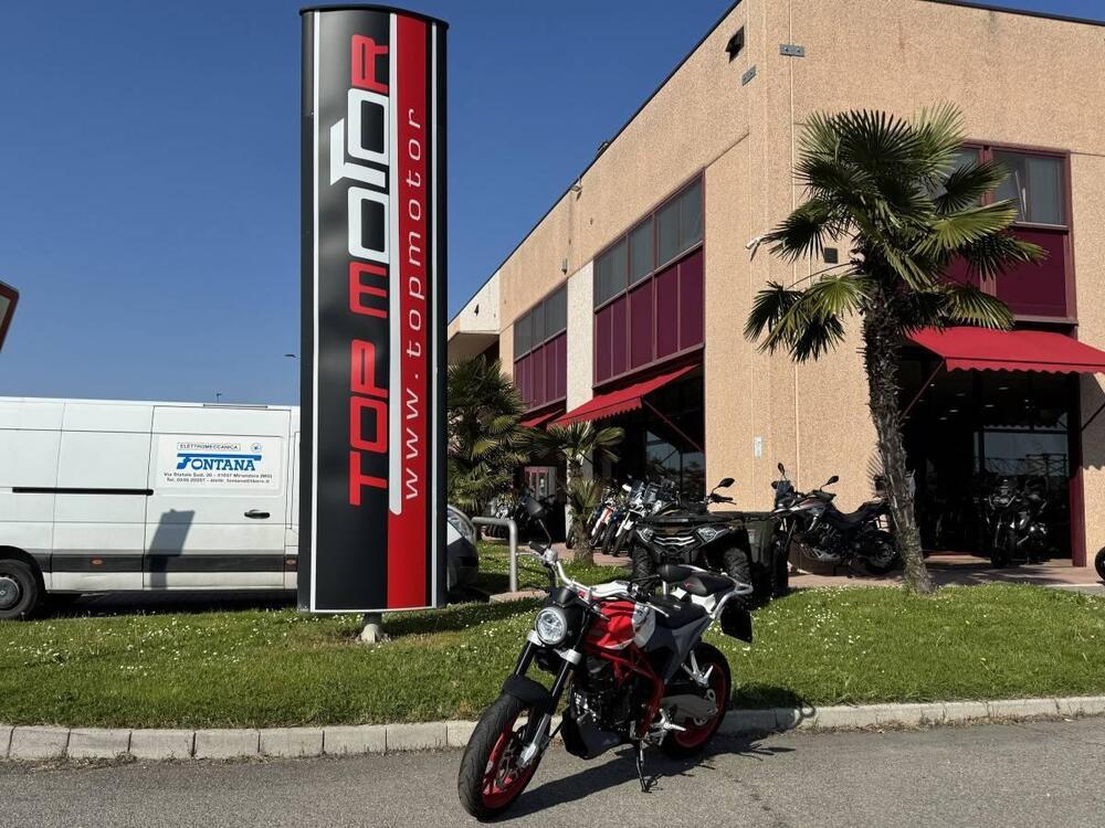 Swm Varez 125 (2022 - 23) (3)