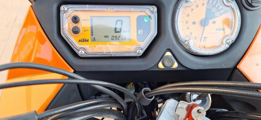 KTM 990 Adventure (2006 - 08) (4)