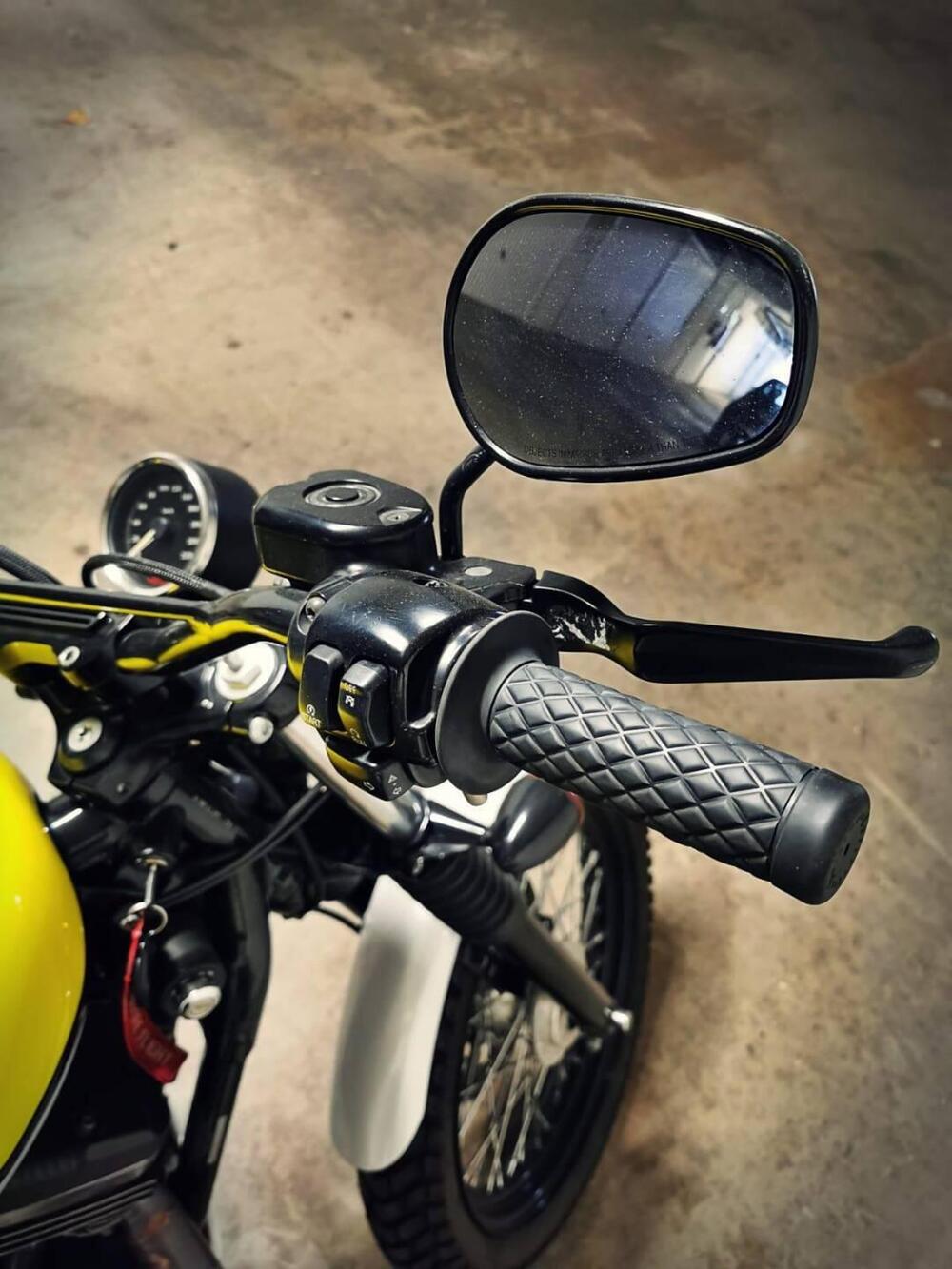 Harley-Davidson 1200 Custom (2004 - 06) - XL 1200C (3)