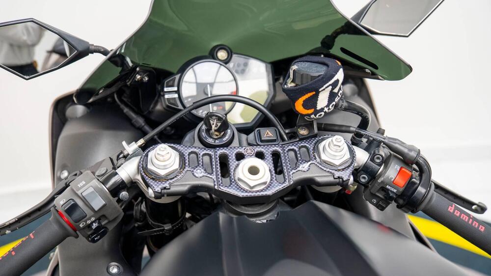 Yamaha YZF R1 (2012 - 14) (16)