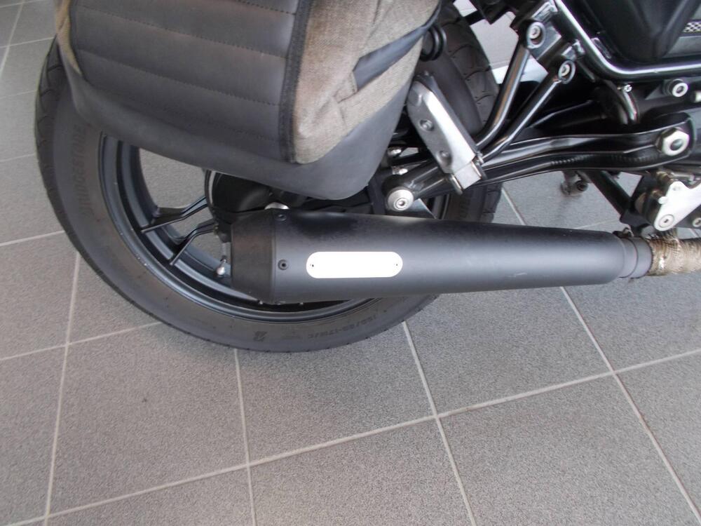 Moto Guzzi V7 Stone (2012 - 15) (3)