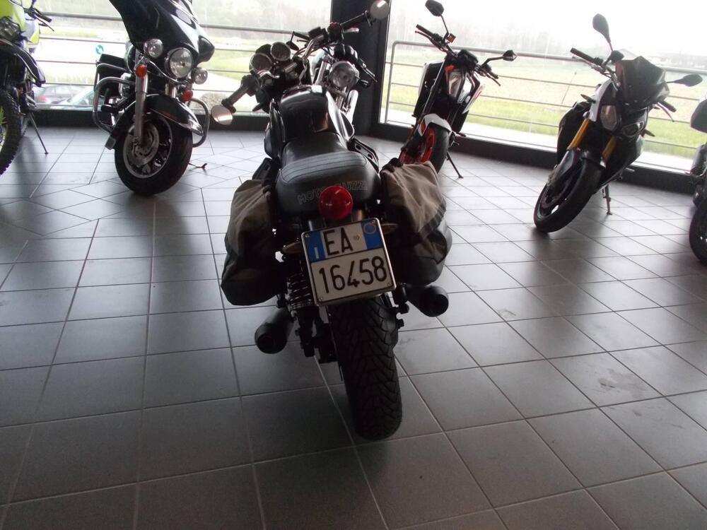 Moto Guzzi V7 Stone (2012 - 15) (4)