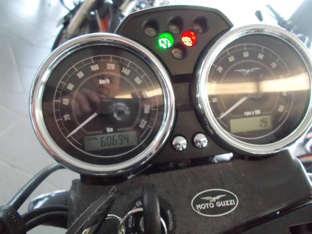 Moto Guzzi V7 Stone (2012 - 15) (6)