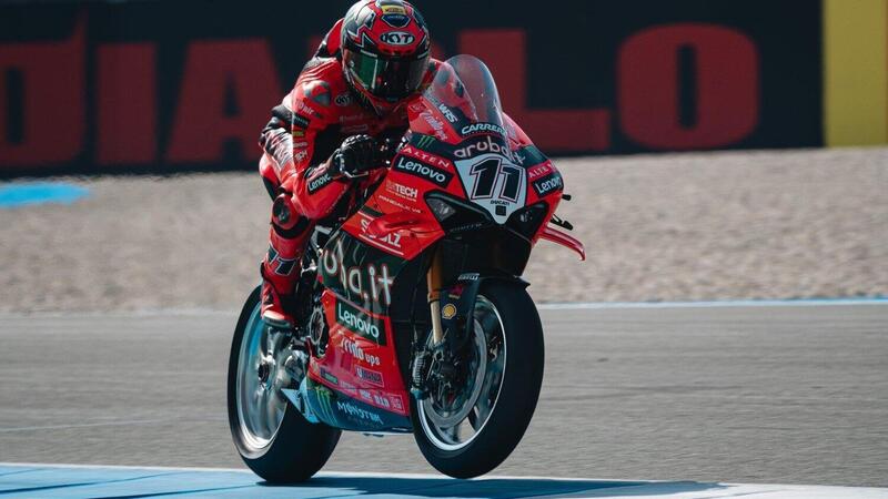 SBK 2025. GP dei Paesi Bassi. Nicol&ograve; Bulega domina Gara1 ad Assen [GALLERY]