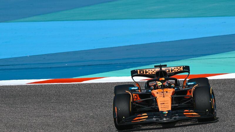 F1. Qualifiche GP Bahrain 2025: Piastri conquista la pole davanti a Russell, Leclerc ed Antonelli. Che delusione Norris, Verstappen ed Hamilton