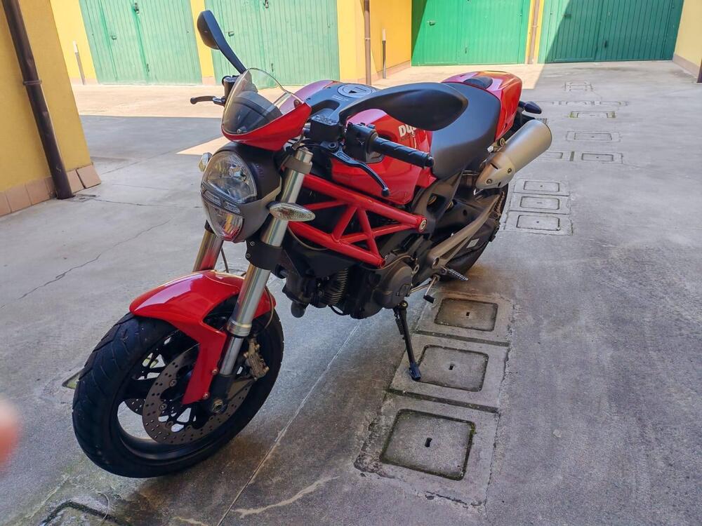 Ducati Monster 696 (2008 - 13) (4)
