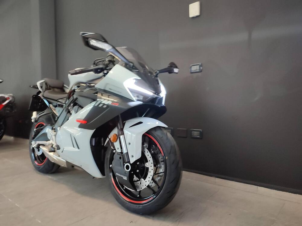 CFMOTO 675SR-R (2025) (5)