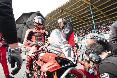 SBK 2025. GP dei Paesi Bassi. Bulega: &ldquo;Ho inserito la marcia e la moto si &egrave; spenta&rdquo; [GALLERY]