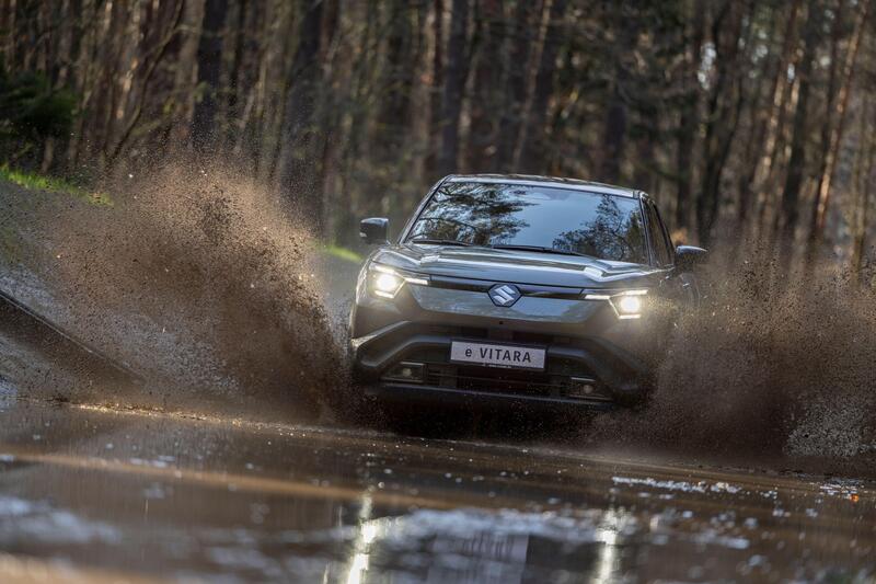 Suzuki e-Vitara elettrica la prova su strada [VIDEO]
