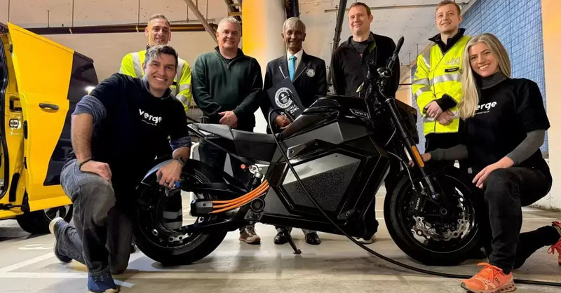311 km con una sola carica. Verge stabilisce il nuovo record mondiale per moto elettriche