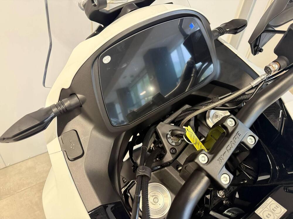 Moto Morini X-Cape 700 (2025) (11)