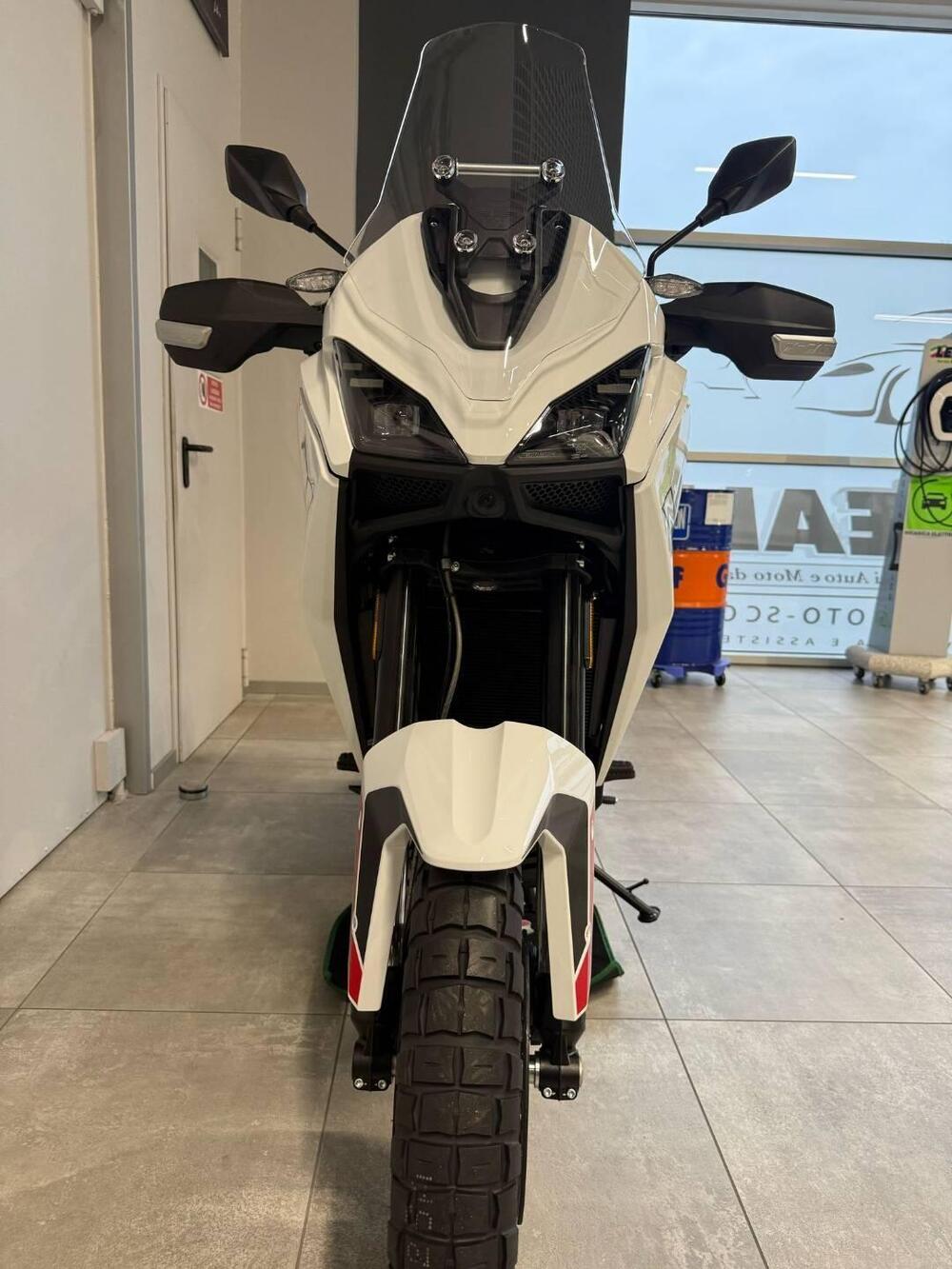 Moto Morini X-Cape 700 (2025) (15)