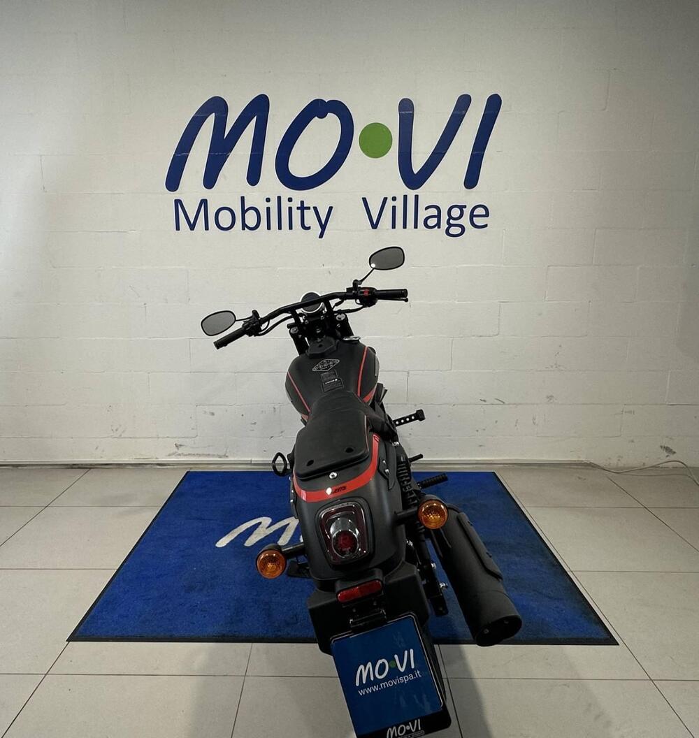 Um Italia Renegade Vegas 300 (2023 - 25) (3)