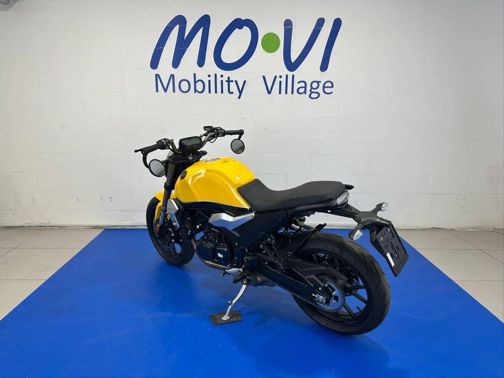 Um Italia Riverdale 401 (2025) (4)