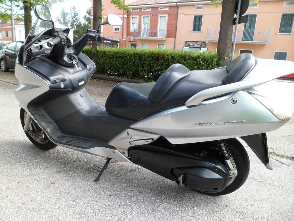 Honda Silver Wing 600 (2005 - 09) (3)
