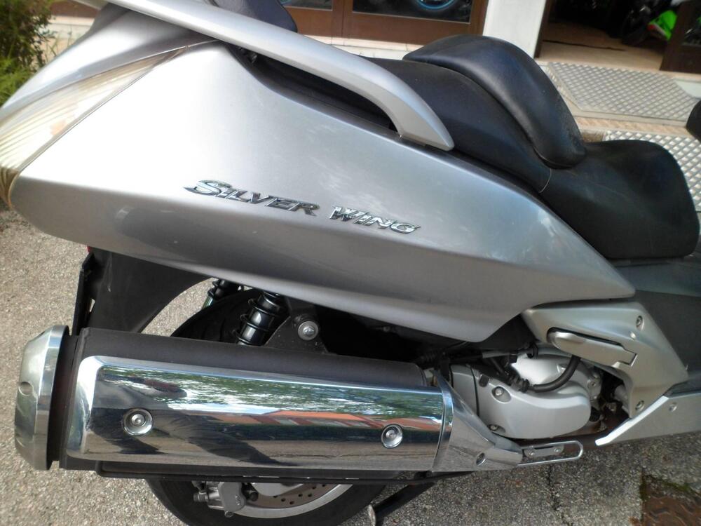 Honda Silver Wing 600 (2005 - 09) (7)