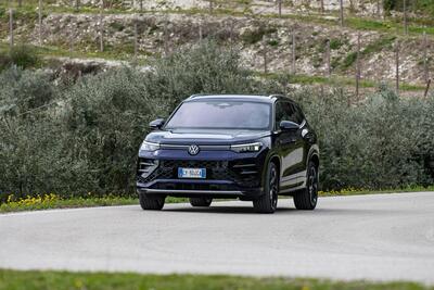 Volkswagen Tayron: PROVA del TDI 4Motion e dell&#039;ibrida | Prova, Prezzi e Consumi [VIDEO]