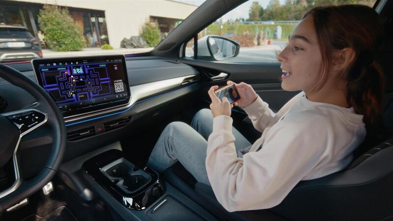 PAC-MAN arriva a bordo: oltre 300.000 Volkswagen diventano console da gioco