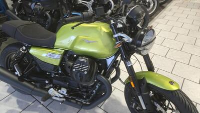 Moto Guzzi V7 Sport (2025) nuova