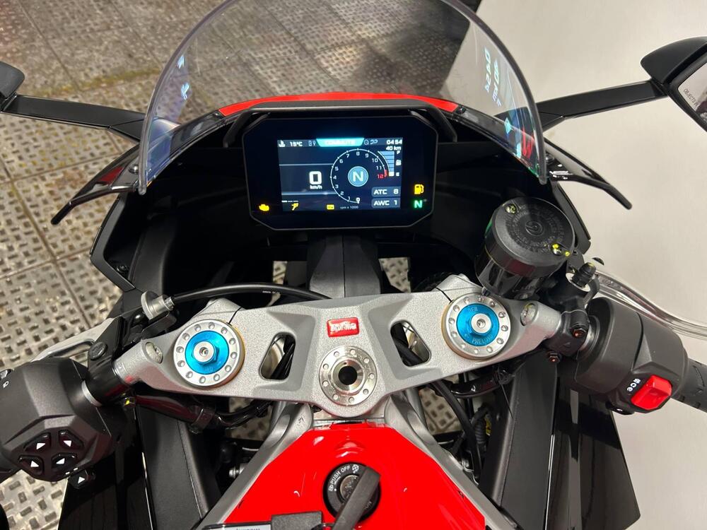 Aprilia Tuono 660 Factory (2025) (3)