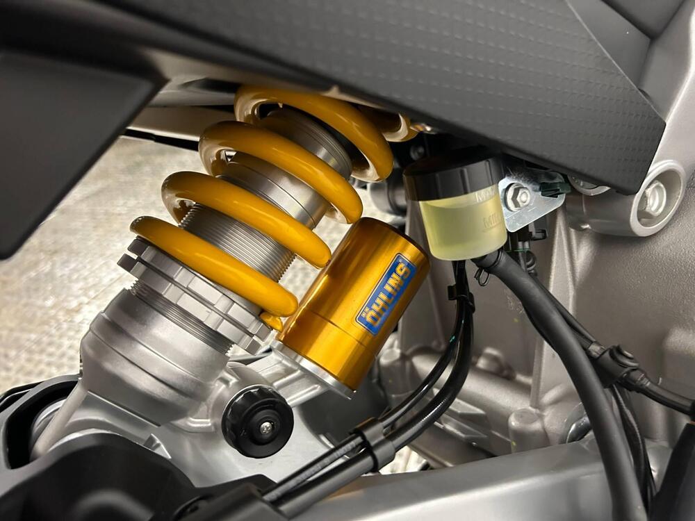 Aprilia Tuono 660 Factory (2025) (4)