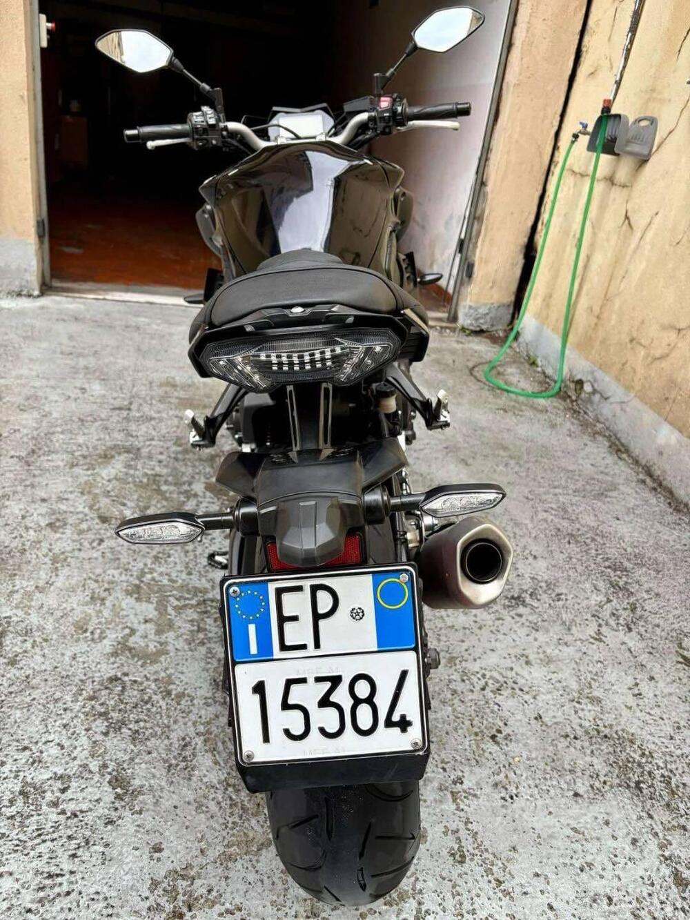 Yamaha MT-10 (2017 - 20) (6)