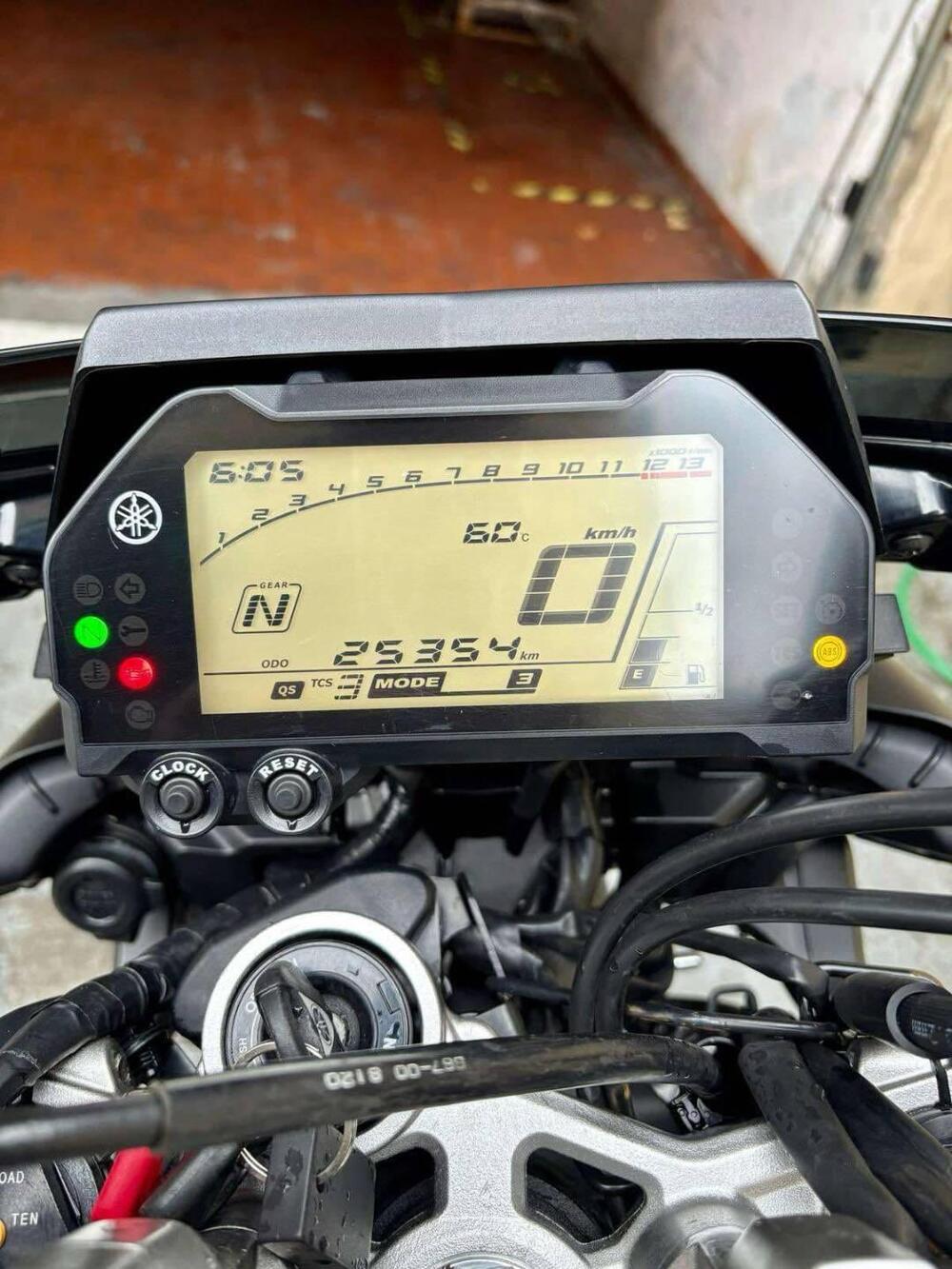 Yamaha MT-10 (2017 - 20) (12)