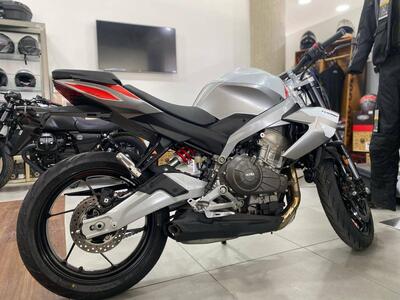 Aprilia Tuono 457 (2025) nuova