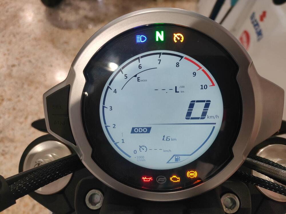 CFMOTO 700CL-X Heritage (2021 - 25) (9)