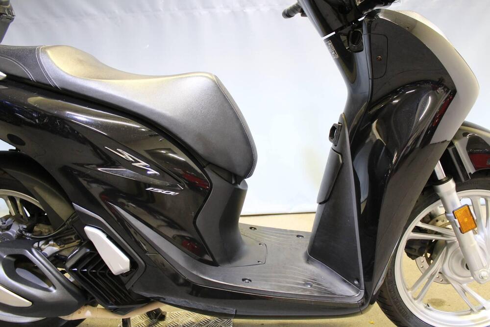 Honda SH 150i (2020 - 23) (9)
