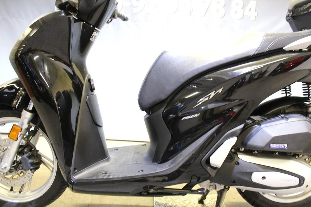 Honda SH 150i (2020 - 23) (16)