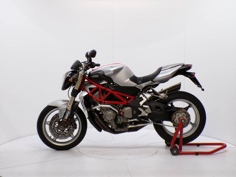 MV Agusta Brutale 910 S (2005 - 11) (4)