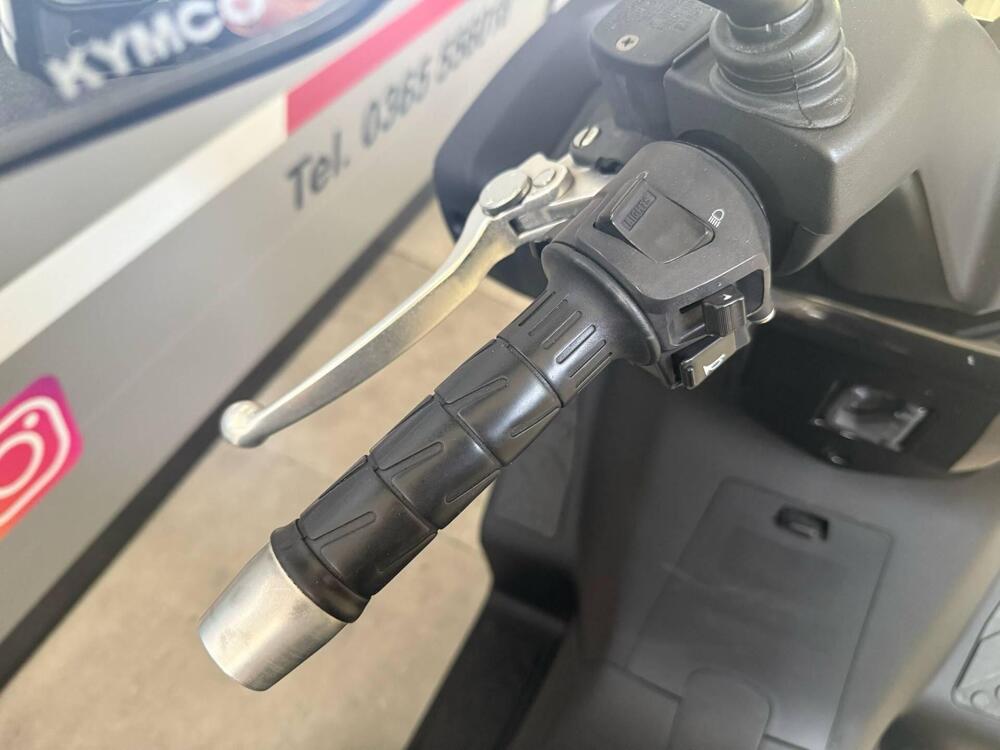 Kymco Downtown 300i (2009 - 17) (20)