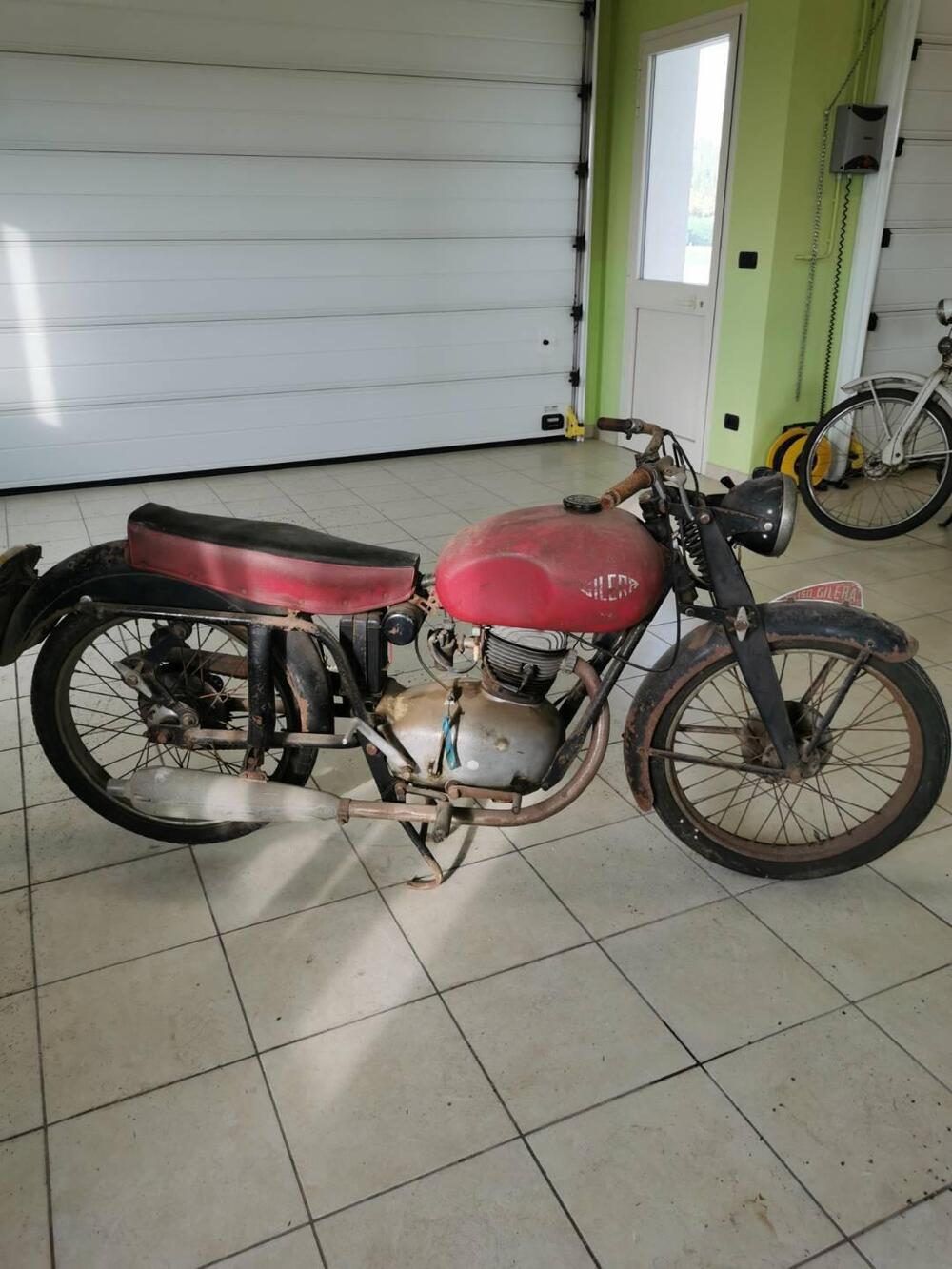 Gilera Turismo 150 (2)