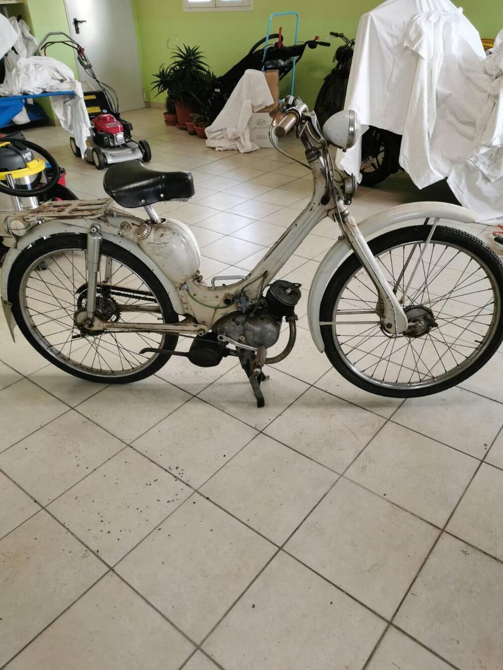 Innocenti Lambrettino 48 (2)