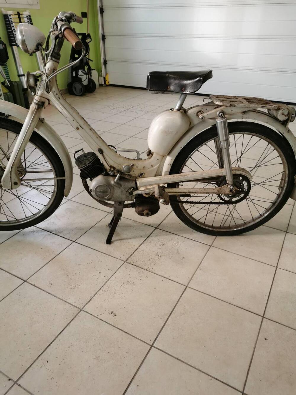 Innocenti Lambrettino 48 (3)