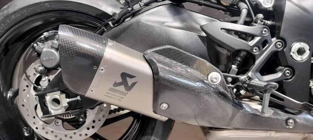 Suzuki GSX-S1000 EVO (2025) (8)