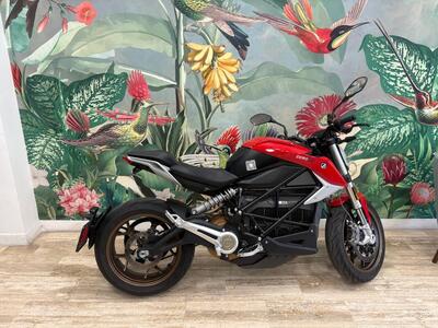 Zero SR-F (2019 - 25) nuova