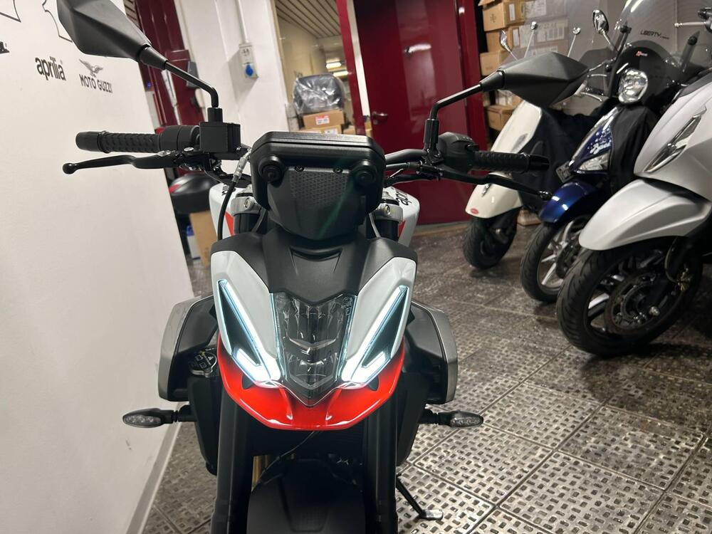 Aprilia Tuono 457 (2025) (7)