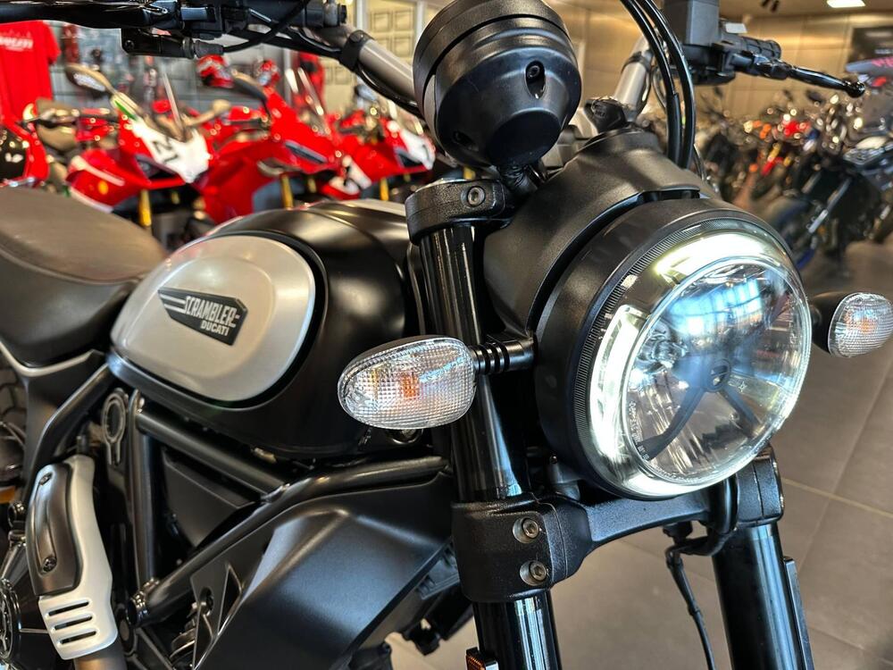 Ducati Scrambler 800 Icon Dark (2021 - 22) (9)